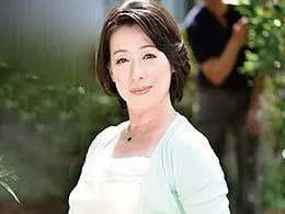 五十路母に襲いかかる息子〜屈折した母子の絆 柏木舞子