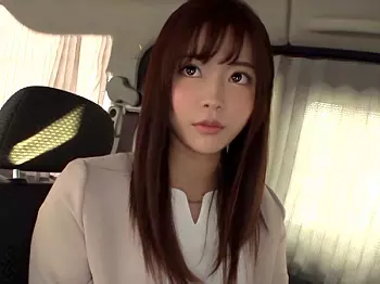 【素人】普段固いお仕事してるが実はSMにご興味『ええ！？まだ仕事中で&hellip;あああん』マゾで美人なＯＬさんを無理やりセックスへ