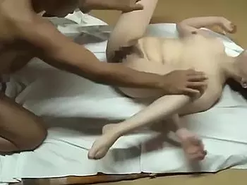 【ヘンリー塚本】中年男性の渇望が熟女の豊満な肉体を貪り情熱的なセックスで互いの本能を解放！熟年ならではの深い結びつき！
