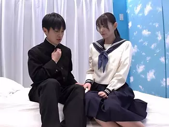 【素人ナンパ】『学生の男女限定で脱出ゲームに参加しませんか？』学校の同級生でMM号に乗車！賞金目指したロリ美少女が赤面！