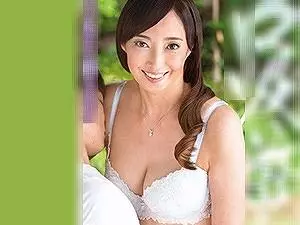 還暦近い五十路の熟女人妻！「だいしゅきホールド」中出し接吻の母子相姦・近親相姦！50代おばさん淫乱！