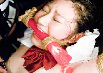 これはムゴイだろｗｗｗ淫乱女優がふたり！ロリ美少女が無慈悲なSM調教でイキ堕ちしとるｗｗｗ