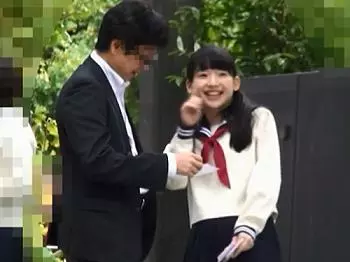 添い寝リフレ［そういうサービスないって］スマタからH可能説！制服着衣ロリ娘のjkリフレで本番するキモ男はヤバイやつ