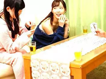 ＜天然美月！＞「試してみる？？」親友の彼とｈしちゃう！小悪魔女子が親友裏切りエロ行為発展しちゃうぞ！