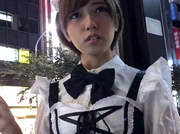 〖素人ナンパ企画〗日本で観光をする超絶可愛いフランス人のメイドさんを発掘。神乳おっぱいの外国人のお掃除フェラがエロすぎw