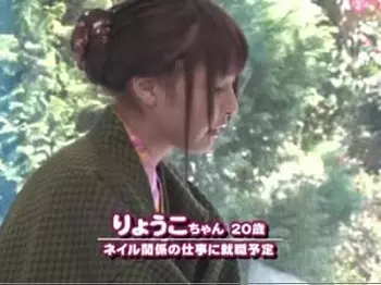@外見える!?,企画@温泉に卒業旅行に来ていた学生に湯上りのスケベなマッサージして生出しファック！右手が止まらないR18