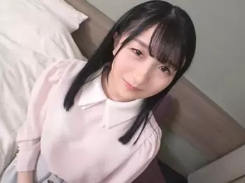【無毛マシュマロボディ】『気持ち良すぎる&hellip;』キュートなパイパン女子が敏感すぎる無毛マンコを責められ、チンコ挿入でトロける