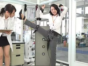 出勤したらいきなり全身拘束！新型電マの実験台にされたSOD地味社員の末路www