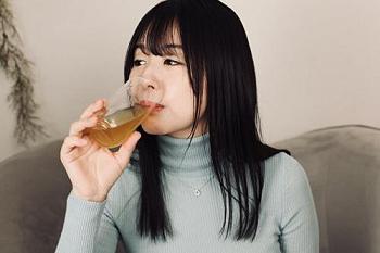 【VR】当サロンのオリジナル媚薬をお飲みください…エステにやってきた新婚保育士のS区在住のTさんはイキまくる