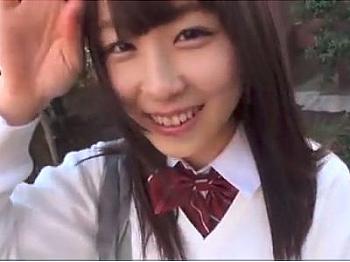 60028629a3b9e - 「内緒ですからね?」学校帰りの現役女子高生が、親や学校に内緒でHなアルバイト?
