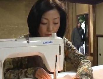 【ヘンリー塚本】毎日SEXしまくりオムニバス！女房が風邪でダウンしてもヤル旦那！他、閉経マ〇コをハメまくる絶倫旦那、等々