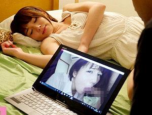 大学のヤリサーコンパで彼女が寝取られsexしてたのをネット投稿動画で見てしまい恋人のヤリマン姿に鬱勃起