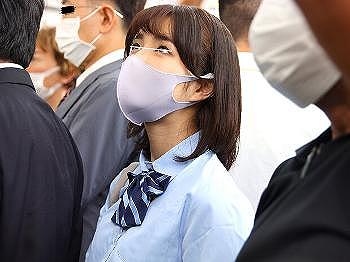 6792a77ebfb4a - 【痴漢】恐怖に助けも呼べず怯える少女を『ヤメて&hellip;触らないで&hellip;』無理やりイカセまくって生挿入する胸糞映像！《スレンダー》