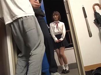 下着泥棒の濡れ衣をきせられら男性が復讐！可愛いロリボディ少女にカラダで償ってもらう、ご奉仕させてパイパンを突きまくり！