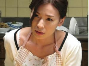 あなたに愛されたくて かすみ果穂 上司のチンポに容赦なく犯される 動画エロタレスト