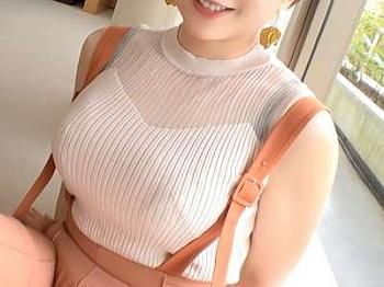 【お漏らし&times;素人】着衣巨乳がはえる激シコ爆乳な人妻がエロSEX！ビシャ潮吹きおしっこ！正常位でズコってパイ射！