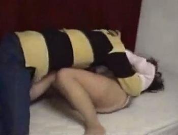 息子抵抗レイプ 