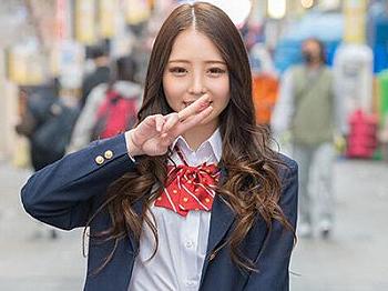 《女子高生×素人》めっかわ女子高生さんが意外にもAV初挑戦！子宮を猛烈に突かれ膣内で爆発的な射精を堪能！