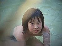 少女　温泉　盗撮 メチャ可愛い健康美少女！貧乳気にしてるところも可愛い♪温泉盗撮！【のぞき本舗 中村屋】 - 動画エロタレスト
