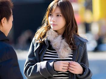 ＜素人ナンパ＞29歳のセレブ清楚なエロ巨乳若妻をヤリ部屋に連れ込み！羞恥手マンで痙攣する人妻を背徳不倫で顔射ぶっかけ！