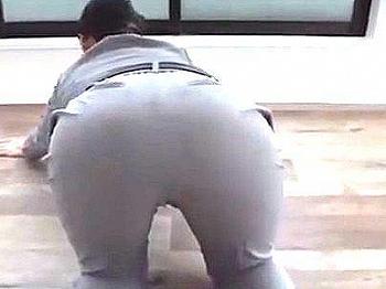 ＜パンツスーツ！＞「ケツが・・・エッロ！」ビタパンお尻に勃起確定！内見中のOLがバックからヤラレル！！！