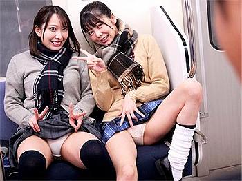 【小悪魔×ビッチ】「早くチンコ出して♥」電車内で向かいの中年男にパンティ見せつけセンズリさせホテルで痴女3Pとかｗ