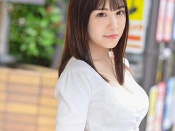 【萌々ちゃんのドキドキ素人宅訪問】超絶カワイイ美少女が一般男子の家に突撃！ふわふわ美ボディで素人チンポを優しく包み込み、