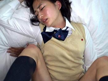 JK　着衣性交 セックス依存症な清楚系美少女JKの制服着衣セックスがヤバイやつw - 動画エロタレスト