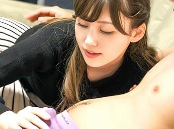 【筆おろし♡素人】『触る？♡』巨乳ギャルが童貞君を誘惑手コキフェラw美女が乳首責め騎乗位で痙攣絶頂♡AV女優エロ動画企画