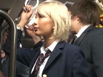 【惨劇】黒ギャルJKがトイレで痴漢に襲われるショック展開のエロ動画 - 動画エロタレスト