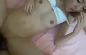 【円光妊娠中出し】学校サボり円光ロリギャルに妊娠中出しするエロ動画！ - 動画エロタレスト