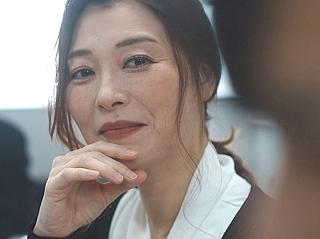 〖四十路熟女〗熟れたカラダは若いイチモツを欲してしまう　専務の地位を利用して新人を狙う