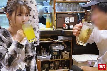 【美少女&times;痴女】※絡まれ注意！何でも有り状態のほろ酔い女子が素人君を逆ナン誘惑し爆ヌキしまくる！