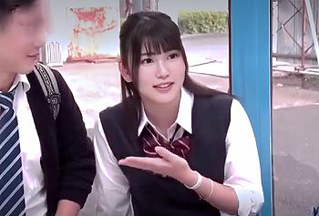 【マジックミラー号】&rdquo;何度か見てるから自信あります！&rdquo;アオハルカップルがチ〇ポ当てゲームに挑戦！外したら彼氏の前で&hellip;