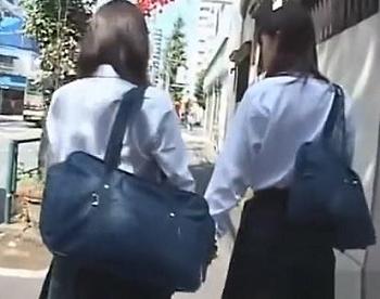 ［女子校生］ ねっとりとした肉体同士が混じり合うゾクゾクする幸せファックで乱れイキするJK