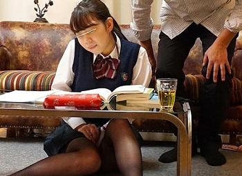 【JKレイプ】トイレに行かせてもらえない&hellip;！家庭教師に利尿剤を飲まされモジモジしてたら即ハメされて尿を撒き散らして絶頂す