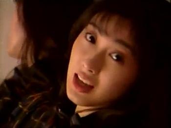 AV　1990年代 有賀みほ】90年代に活躍したFカップ美巨乳女優！自分の歌のセクハラレッスンセックスで始まる平成レトロAV！【有賀美穂】 - 動画エロタレスト
