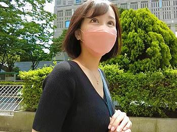 【美人妻】「結構おばさんだしぃ…あたしで大丈夫ですか？」美巨乳ぐうかわ美熟女を生ハメ撮り！膣内射精される素人妻【不貞妻】