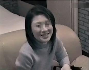 嫌がる妻と他人　sex 