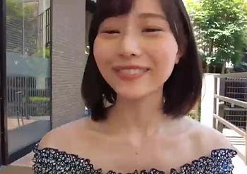 【初セックス】ラブラブカップルがパイパン巨乳で初体験フェラエロ動画 - 動画エロタレスト