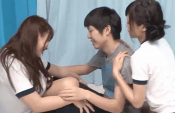 【立花はるみ・白石茉莉奈】爆乳ギャル+ちっぱいお姉さんたちとマジックミラー号でM男逆レイプエッチ