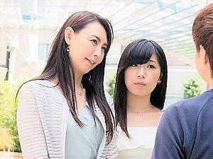 618d03e024368 - 【母娘ナンパ】「お母さん何してんの！？」40代の母と20代の娘をナンパ！Ｈなアンケートをきっかけに母親にセックスの交渉！
