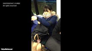 ニュースで話題になった盗撮犯が逮捕 押収した映像からは現役ｊｋたちのパンチラがたくさん 動画エロタレスト