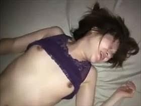 個人撮影　熟女　不倫　絶叫　淫乱 個人撮影】絶叫しながら潮吹く人妻の不倫投稿映像！超敏感に喘ぐ姿が必見の生々しいガチ素人のガチ情事 - 動画エロタレスト