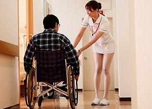 【フェラ騎乗位】オナニーもできない男の病室に入って素晴らしいご奉仕を繰り返すスケベ娘