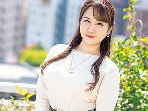 【アラフィフ熟女】女盛りの豊満ボディが欲求不満！！綺麗めなおばさんがイイ感じに熟したカラダをカメラの前で披露して…