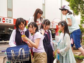 6798e4c55e9b3 - ＜連続射精×連続中出し＞友達連鎖の輪姦乱交レイプ！エロ貧乳JKを肉便器に調教…大量潮吹きの強姦凌辱で痙攣させ絶叫号泣イキ