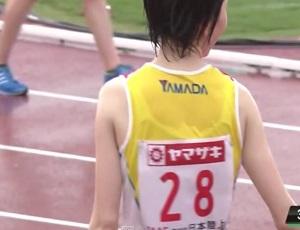 中学　陸上　乳首 