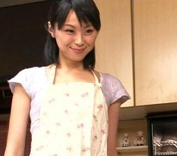 ［雨宮真貴×巨乳］欲望のままに濃厚なセックスに身を委ね本気の覚悟で相手をフィニッシュさせる人妻
