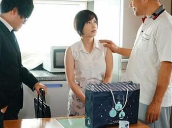 【人妻NTR】義母が他界して独り身になった義父と同居するエロ巨乳な息子の嫁…夫が出張に出た5日間で鬼畜な近親相姦レイプ